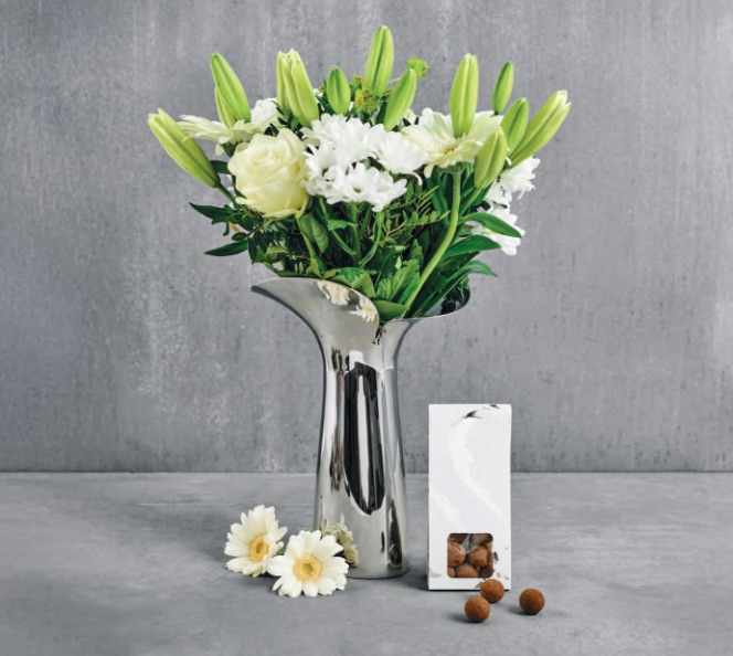 Georg Jensen Bloom Vase og lakridskugler